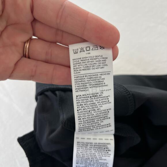 Athleta Brooklyn Ankle Activewear Pant in Black Gloss Stripe, Size 0 Tall - Picture 13 of 13